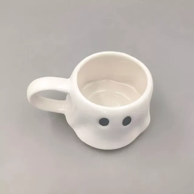 Поклон за вештицу вештица керамика